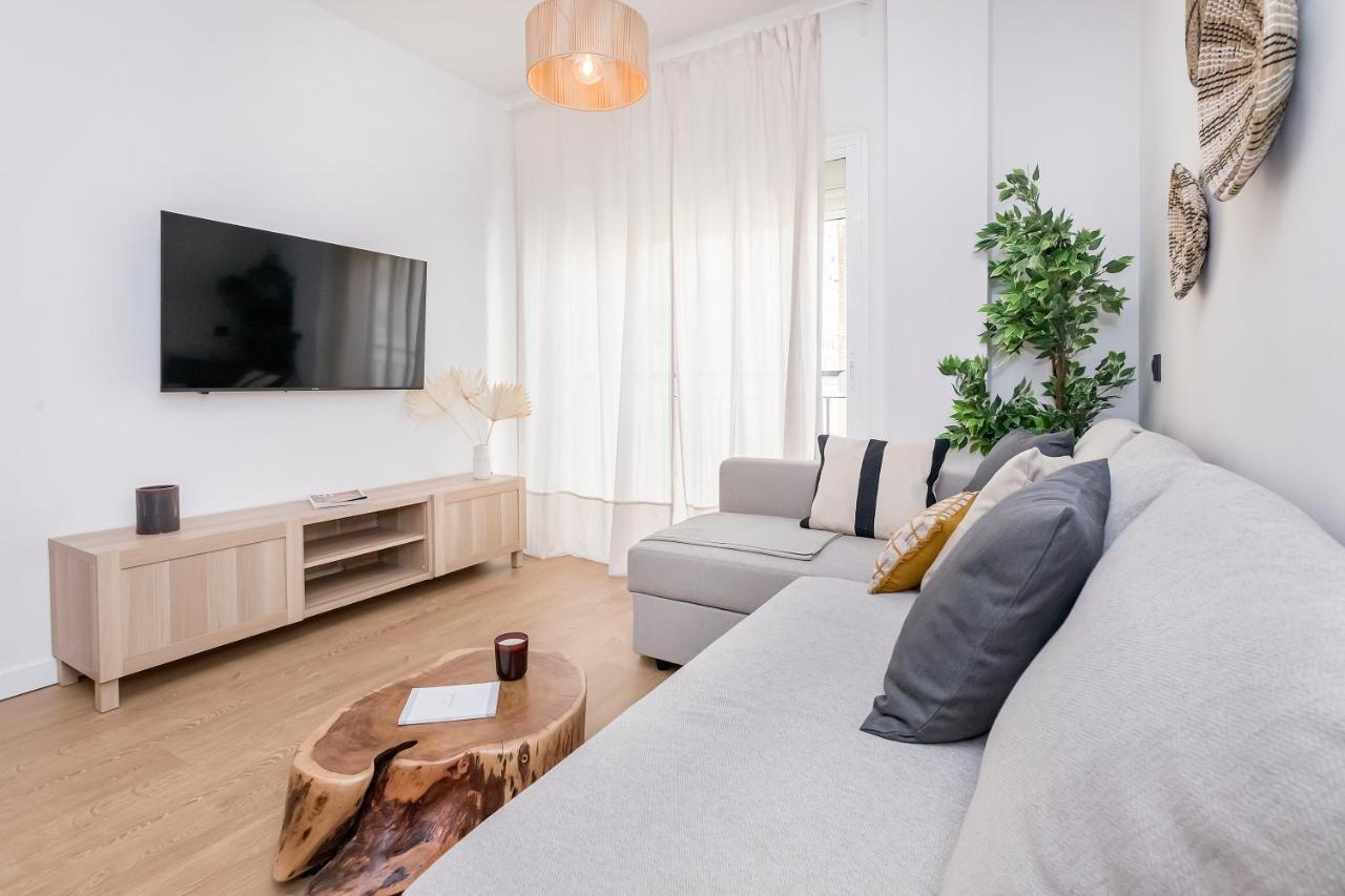 Lovely Ollerias City Center Malaga Ngoại thất bức ảnh
