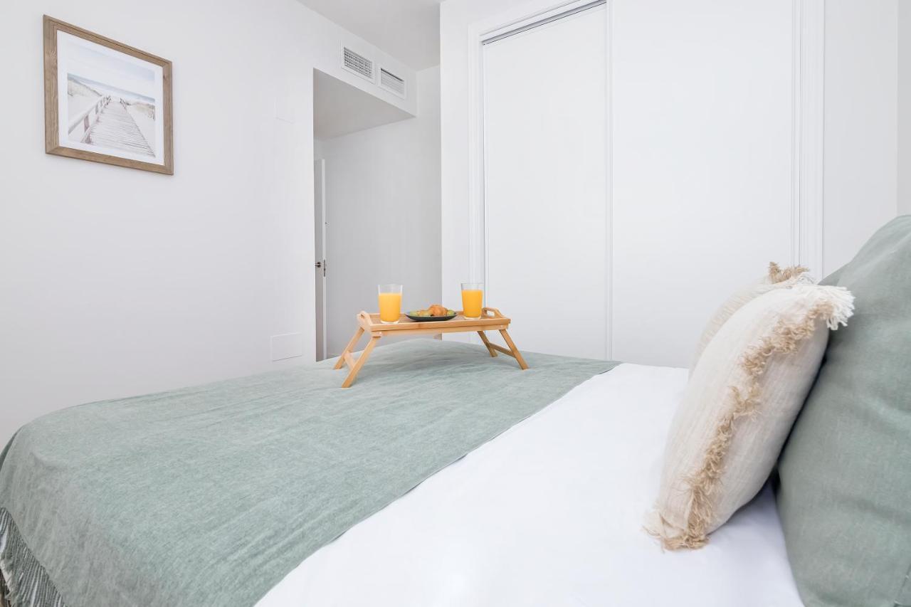 Lovely Ollerias City Center Malaga Ngoại thất bức ảnh